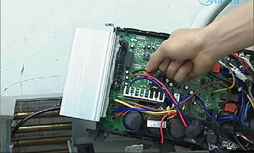 永川美的空调电话是多少